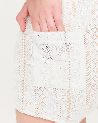 Cove Shortie (White)