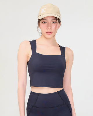 Donna Bratop (Black)