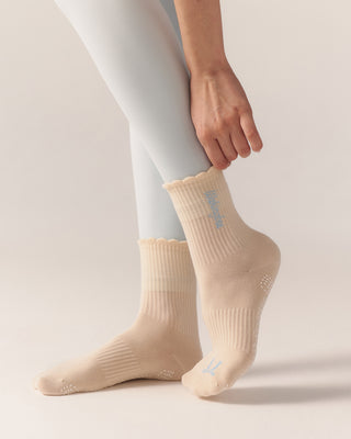 Ribbon Grip Socks (Oat)