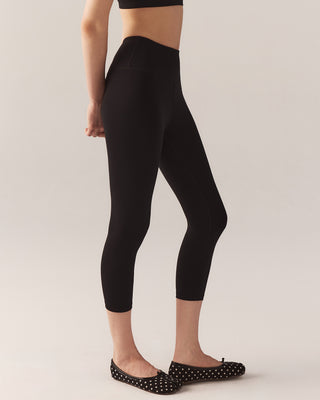 WB Capris (Black)